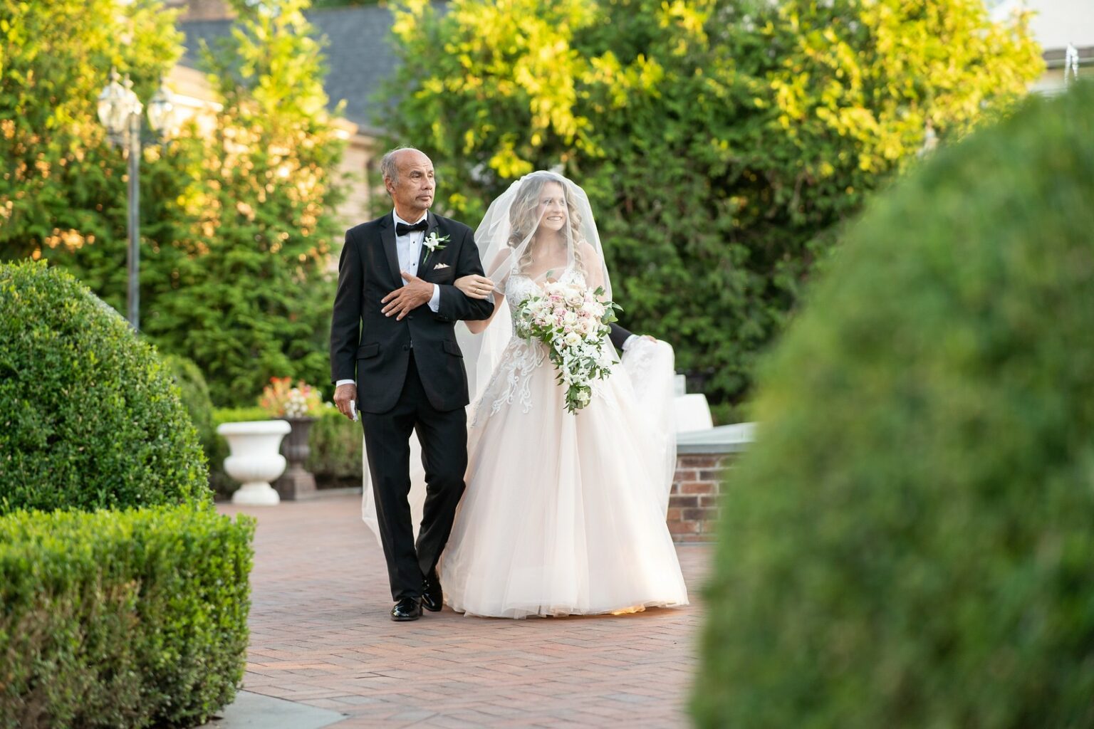 5 Unique Ideas For Your Reception At The Best Wedding Venues In Essex